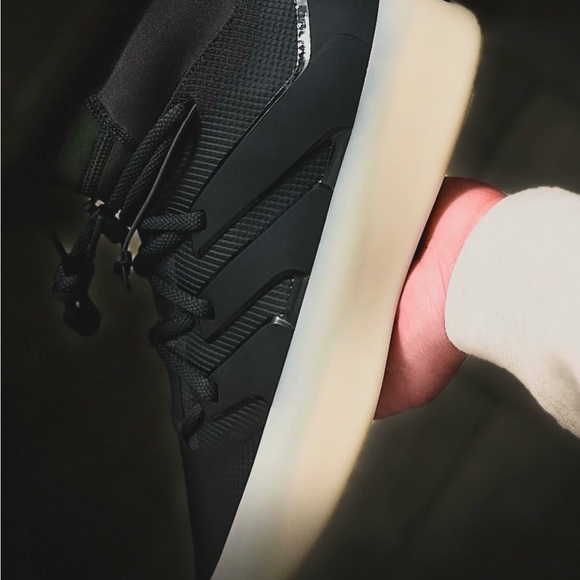 FEAR OF GOD x ADIDAS BASKETBALL 1 - Picture 1 of 8